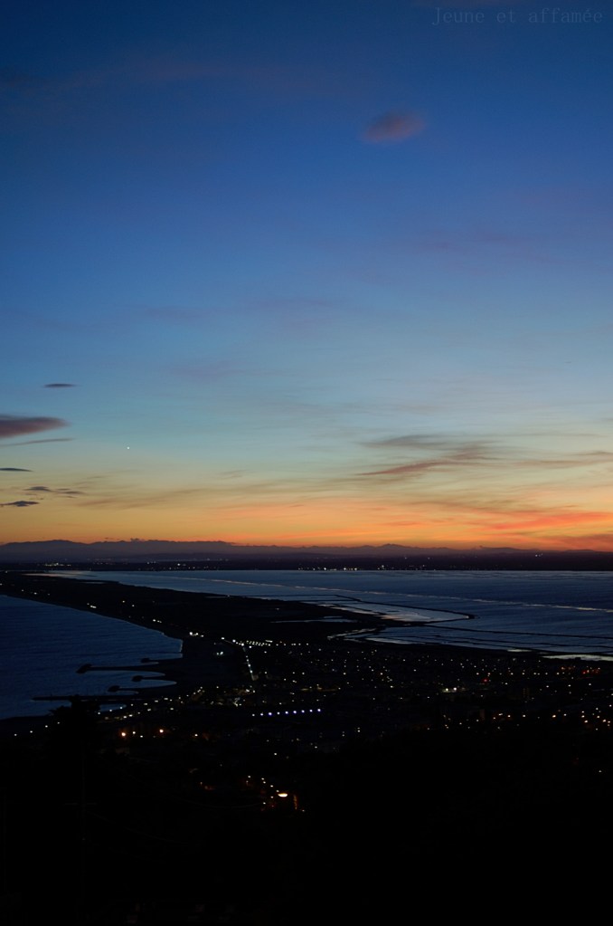 Coucher de soleil sur la mer et la lagune