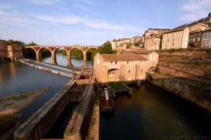 Albi, pont enjambant le Tarn
