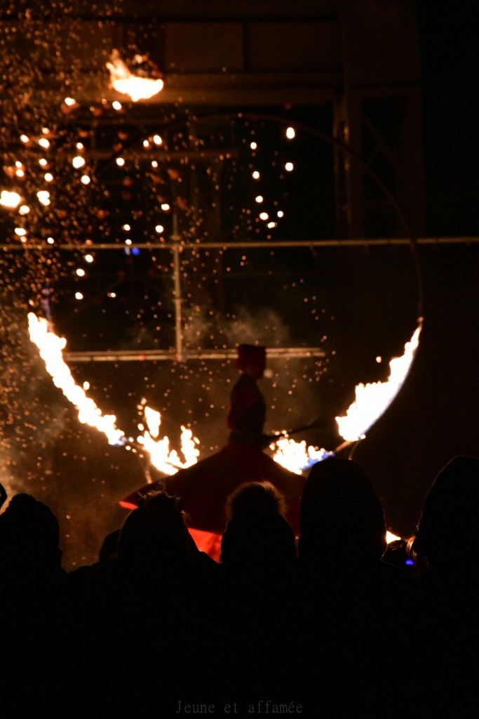 Spectacle autour du feu pour la Sainte-Barbe à Liévin