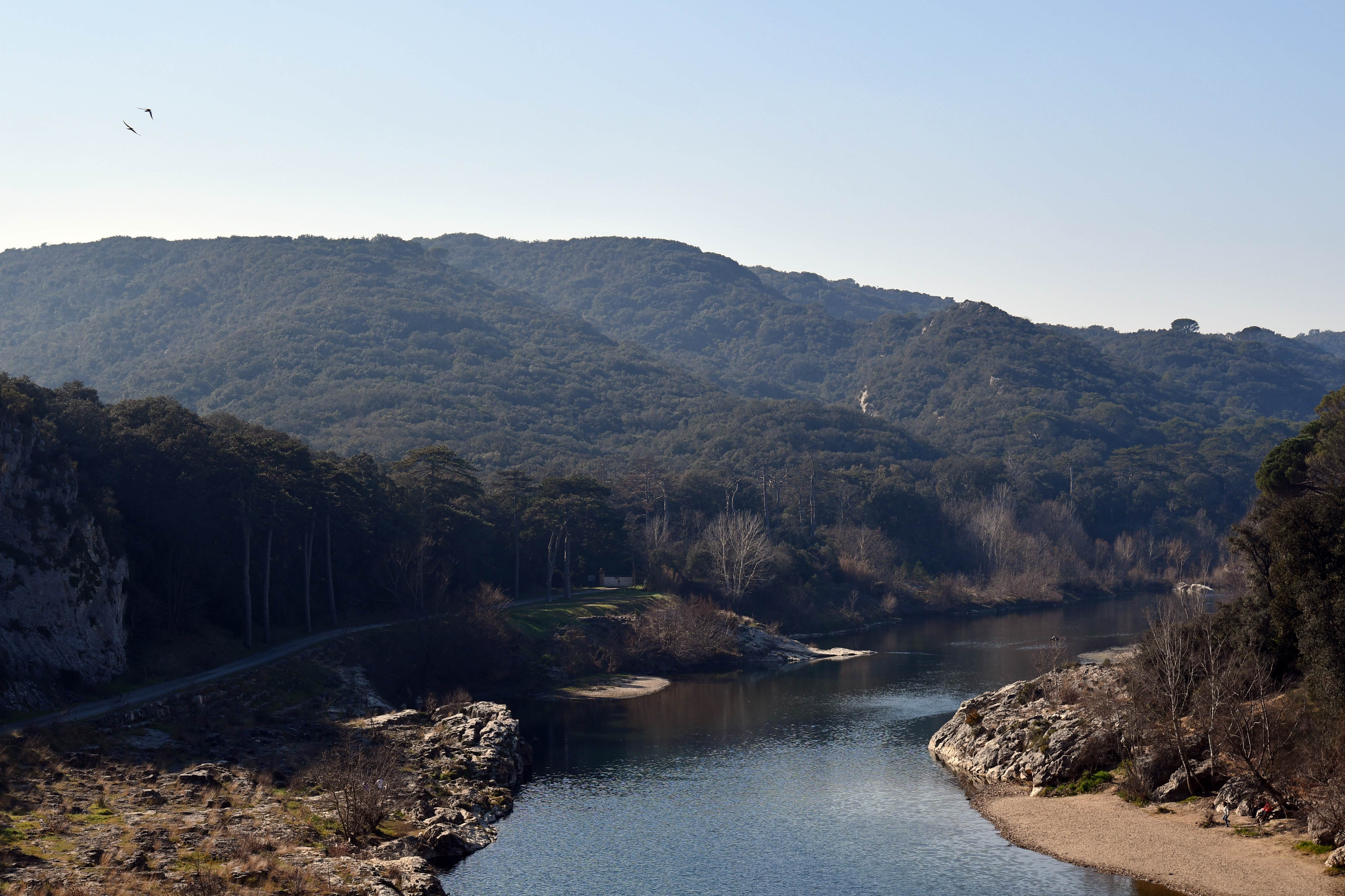 Vue depuis le Pont du Gard