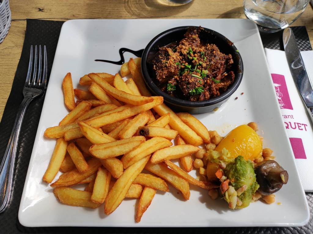 Carbonnade - frite au restaurant Le briquet à Lewarde